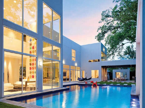 Spectacular residence on Lakehurst Avenue