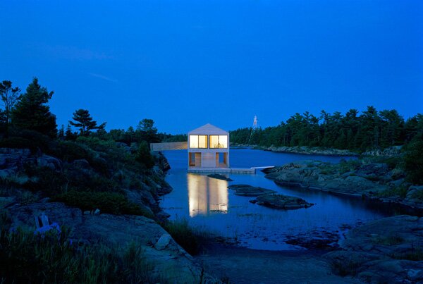 Floating House-12-1 Kind Design
